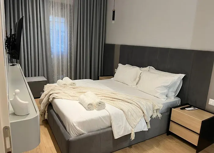 Elrej Apartments